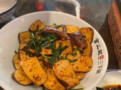 -富正毅三下锅·湘西韵味(天门山索道店)