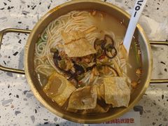 -雙冲柳州螺蛳粉&酸嘢&桂林米粉(簋街店)