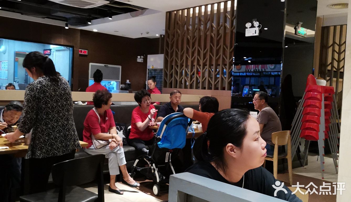 排队半天才轮到我，下次要早早来了，刚下班就过来大菠萝