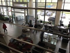 -上海星瀚奔驰4S店(红柳路店)