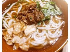 花溪牛肉粉-黔香阁·味(花木店)