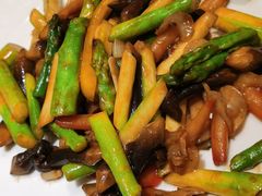 鲜芦笋鸡松菌炒兰-朱仔记食府(江南大道店)