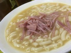 -喜喜烧腊茶餐厅(骆克道店)