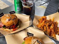 -shark burger·鲨鱼汉堡(交子大道店)