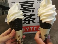 -喜茶(上海打浦桥日月光gelato lab+店)