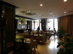大堂-粥全粥到海鲜家常菜·海肠捞饭(嫩江路店)