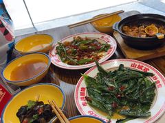 -山城欢现炒食堂(上海城店)