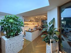 -Line 咖啡(石厦花园店)