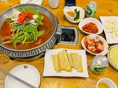 -喇喇排骨火锅·传统韩式脊骨汤(望京西园总店)