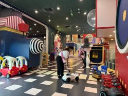 -MELAND CLUB亲子乐园·派对·餐厅(北京芳圆里ID MALL店)