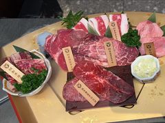 -铭牛烧肉·和牛海鲜自助(高新月牙湖店)