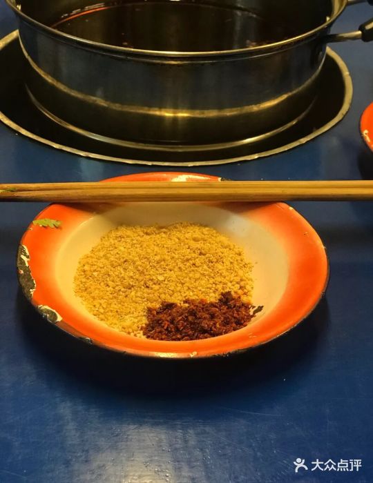 马路边边麻辣烫(天府四街直营店)蘸碟图片 - 第1张