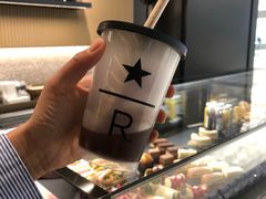 -星巴克臻选(上海合生汇1F店)