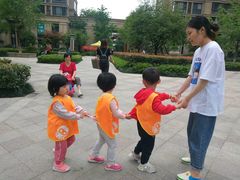 -哈奋儿童科技营乐高托班机器人(闲林校区)