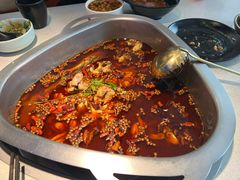 -味之绝美蛙鱼头火锅(松江万达店)