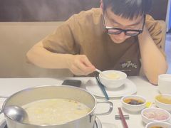 -煲王粤菜餐厅(中侨中心店)