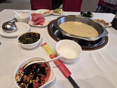 -天宜隆蘑菇宴火锅(石景山旗舰店)