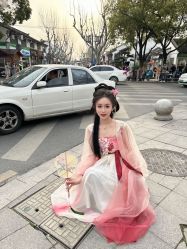 -一揽芳华汉服旗袍体验馆(拙政园店)