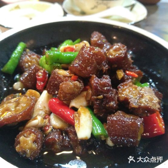 老乡村(晋悦公寓店)