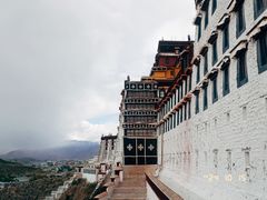 -布达拉宫