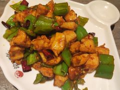 辣子鸡丁-前门后头老北京铜锅涮肉·京味菜·烤鸭(伊藤洋华堂店)