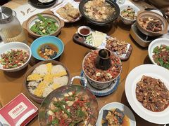 -湘鼎盛·大厨鲜炒湖南味(高新银泰店)