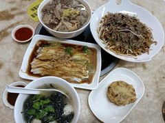 -华威达牛庄(黄埔大道西店)