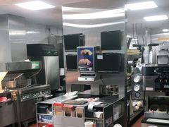 -麦当劳(国际社区店)