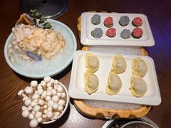 海鲜馄饨-东海怡品海鲜豆捞(星街坊店)