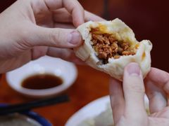 奥尔良鸡腿包-老陶包子铺(南大西南村店)