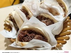 -闫家驴肉老店(华电一校店)