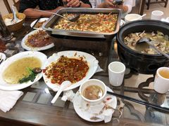 冬笋冬菇煲-徽州美食(三十年老店)