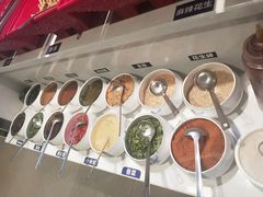 自助调料区-俏牛哥鲜牛肉牛肆馆(重庆天地店)