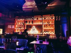 -UP嘻哈酒吧(粉巢店)
