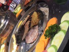 -哈哈碳都·牛肋条无限自助烤肉(台江万达店)