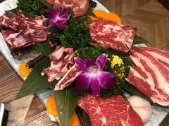 -明洞阿姨·韩式酱蟹烤肉·创意料理(三元桥店)