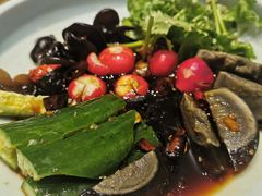 拍黄瓜炝糖心皮蛋-小厨娘淮扬菜(六合欢乐港店)