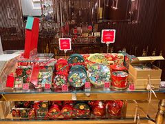 -VENCHI 闻绮(上海佛罗伦萨小镇店)