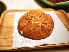 -弄堂里(西溪龙湖天街店)