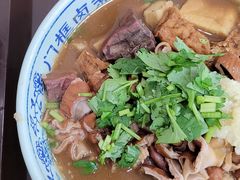 卤煮火烧-门框胡同百年卤煮(新街口店)