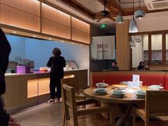 -蜜桃餐厅·伴山(湖滨商业街店)