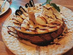 -玛格萝妮(汇智国际商业中心店)