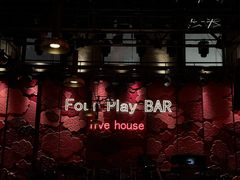 -FOUR PLAY BAR