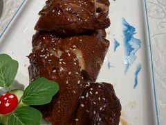 本帮卤鸭-阿英煲(凉城路店)