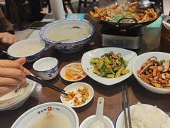 -富正毅三下锅(体育馆店)