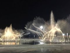 -东港音乐喷泉广场