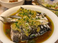 -味上湘菜馆(岳麓山店)