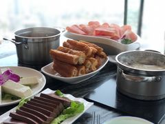 -云中捞高空旋转餐厅(商茂世纪广场店)