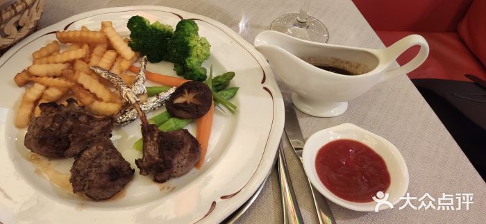 厦门悦华酒店·绿庭主题自助餐厅图片