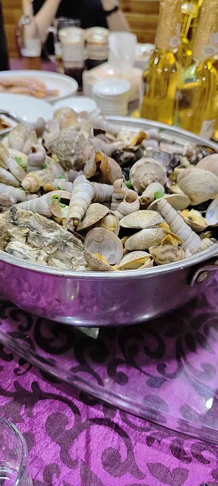 白沙码头海鲜广场-"那天想吃白鞋炒年糕来着,就随便找了一家海.